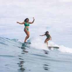 Haut De Maillot De Bain Femme Toutes Tailles - 6'50 Vert -Le Surf Boutique haut de maillot de bain femme toutes tailles 650 vert 4