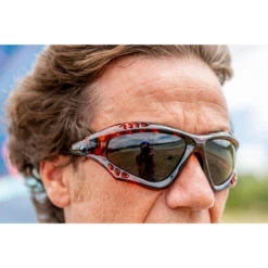 Lunette Soleil Flottantes Sport Nautiques OCEAN Australia Marron Et Fume -Le Surf Boutique lunette soleil flottantes sport nautiques ocean australia marron et fume 3