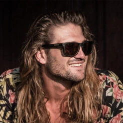 Lunettes De Soleil POZZ' Noir, Polarisés ROUGE - Cat.3 - MUNDAKA -Le Surf Boutique lunettes de soleil pozz noir polarises rouge cat3 mundaka 3