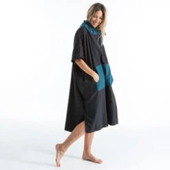 PONCHO SURF 500 ADULTE Noir -Le Surf Boutique poncho surf 500 adulte noir 2