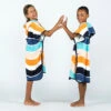 Poncho Surf Enfant 110 à 135 Cm - 500 Wavy Orange Bleu -Le Surf Boutique poncho surf enfant 110 a 135 cm 500 wavy orange bleu